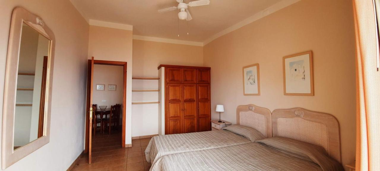 La Muralla Apartamentos Puerto De Naos Ngoại thất bức ảnh