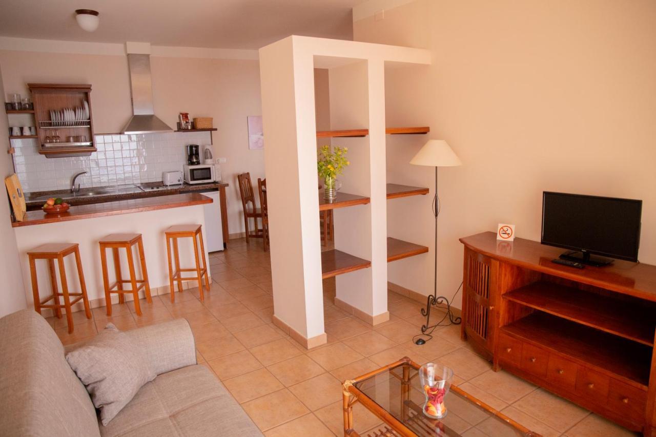 La Muralla Apartamentos Puerto De Naos Ngoại thất bức ảnh
