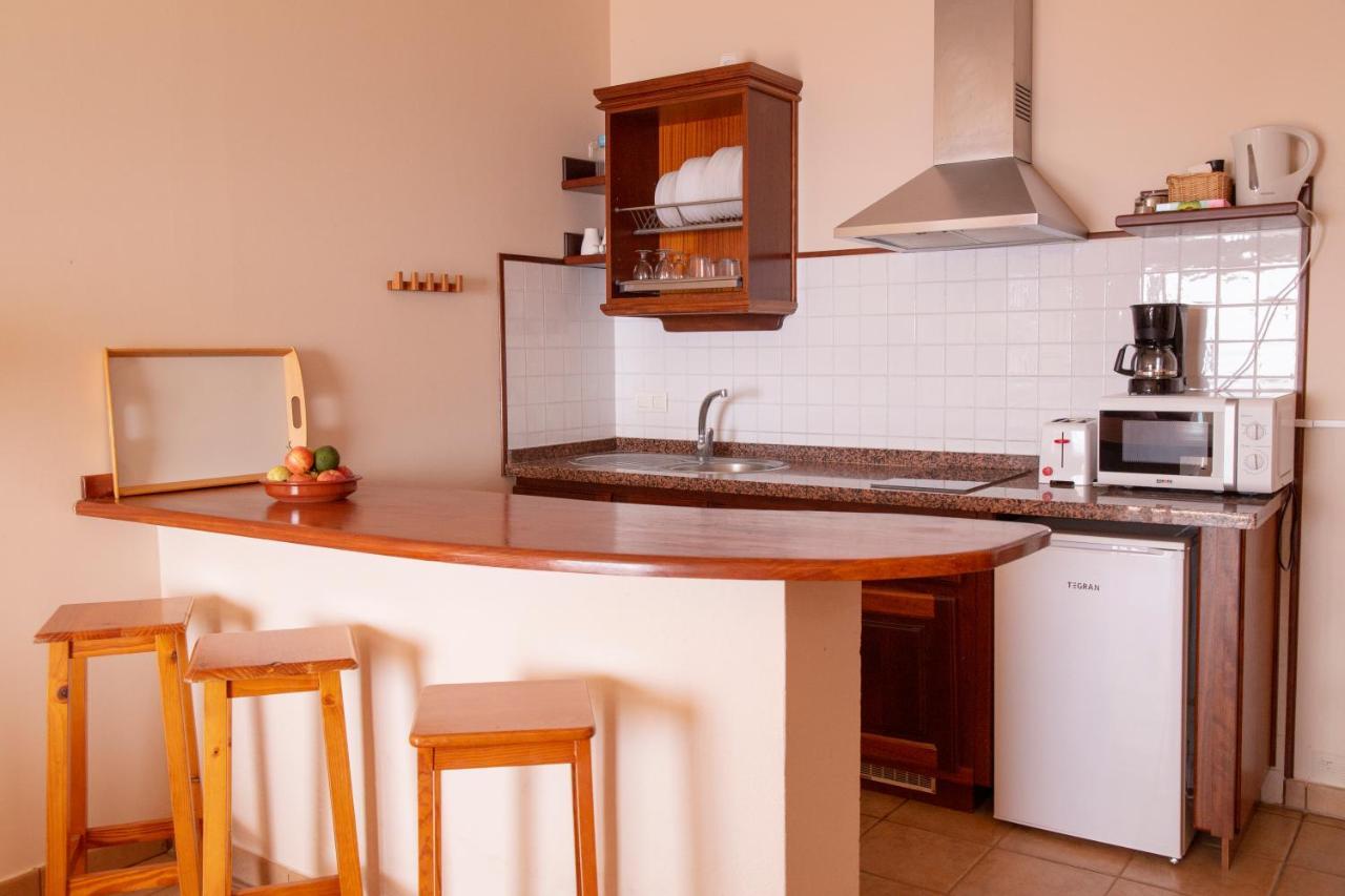 La Muralla Apartamentos Puerto De Naos Ngoại thất bức ảnh