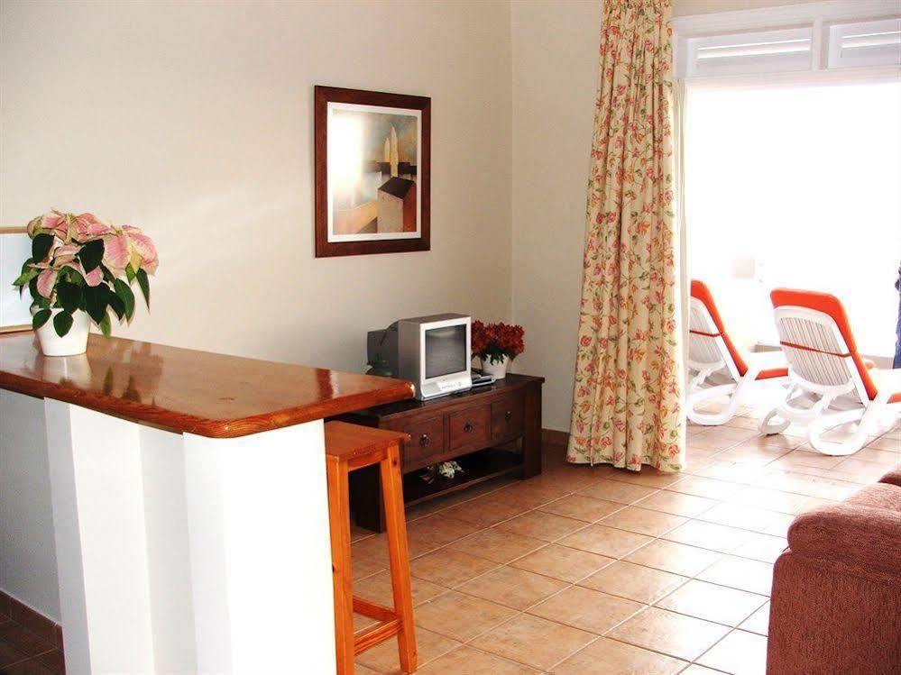 La Muralla Apartamentos Puerto De Naos Ngoại thất bức ảnh